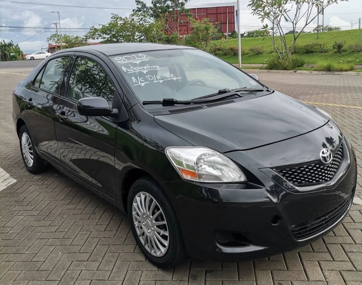 Toyota Yaris - Image 3