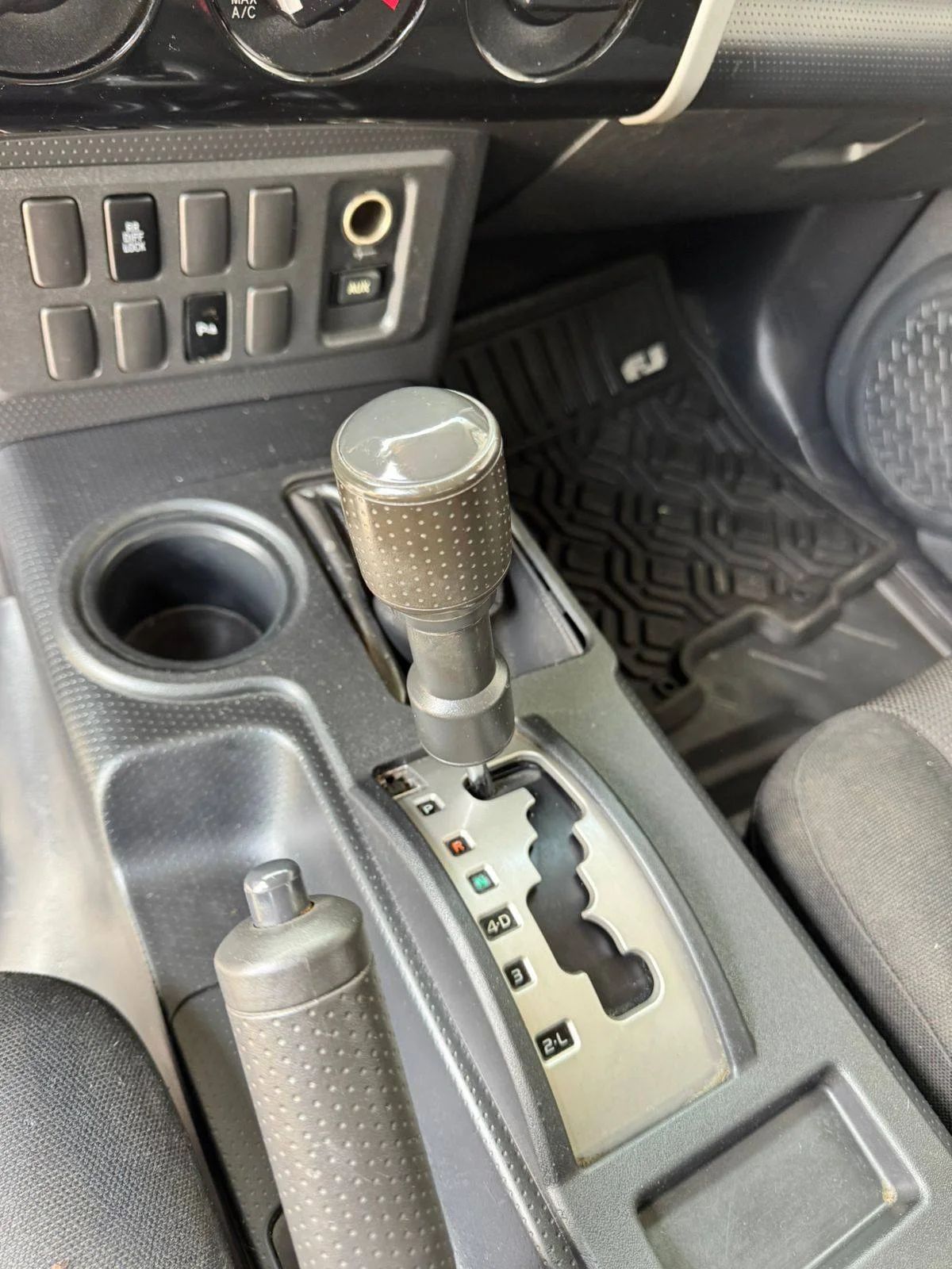 Toyota FJ Cruiser - Image 3