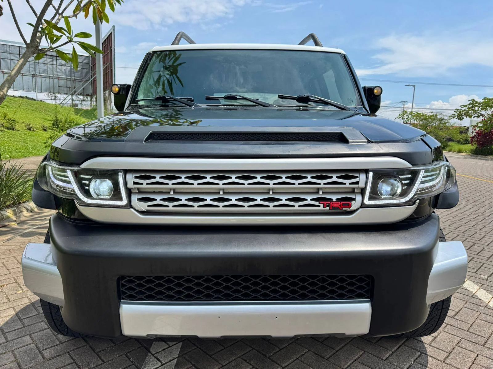 Toyota FJ Cruiser - Image 7