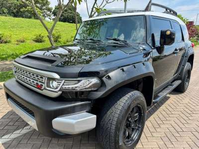 Toyota FJ Cruiser - Image 9