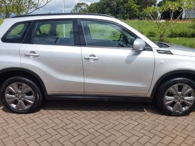 Suzuki Vitara - Image 4