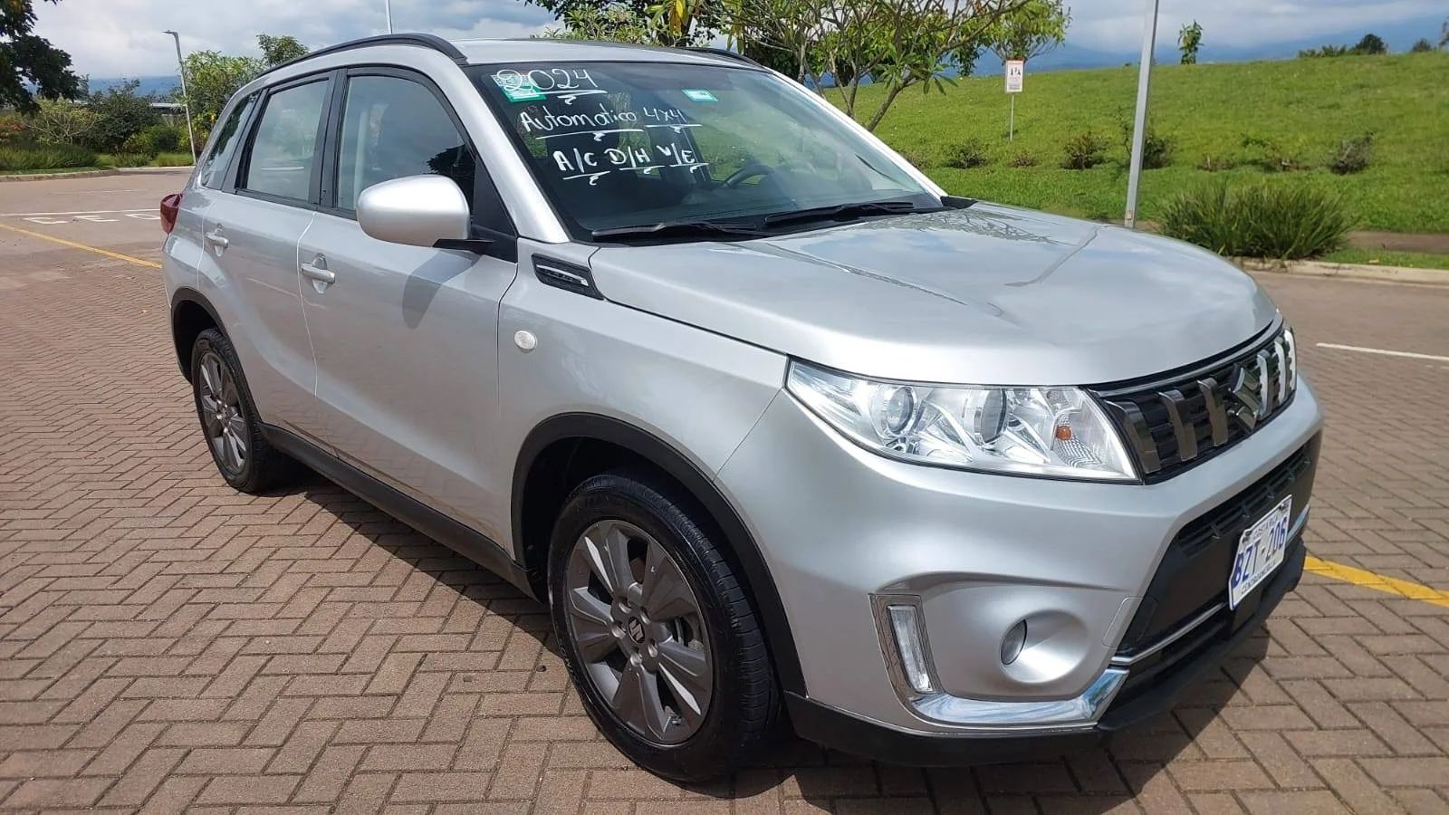 Suzuki Vitara - Image 5