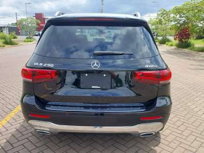 Mercedes Benz GLB 250 - Image 2