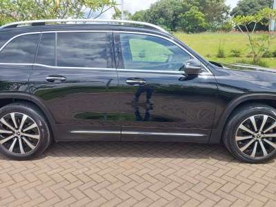 Mercedes Benz GLB 250 - Image 4