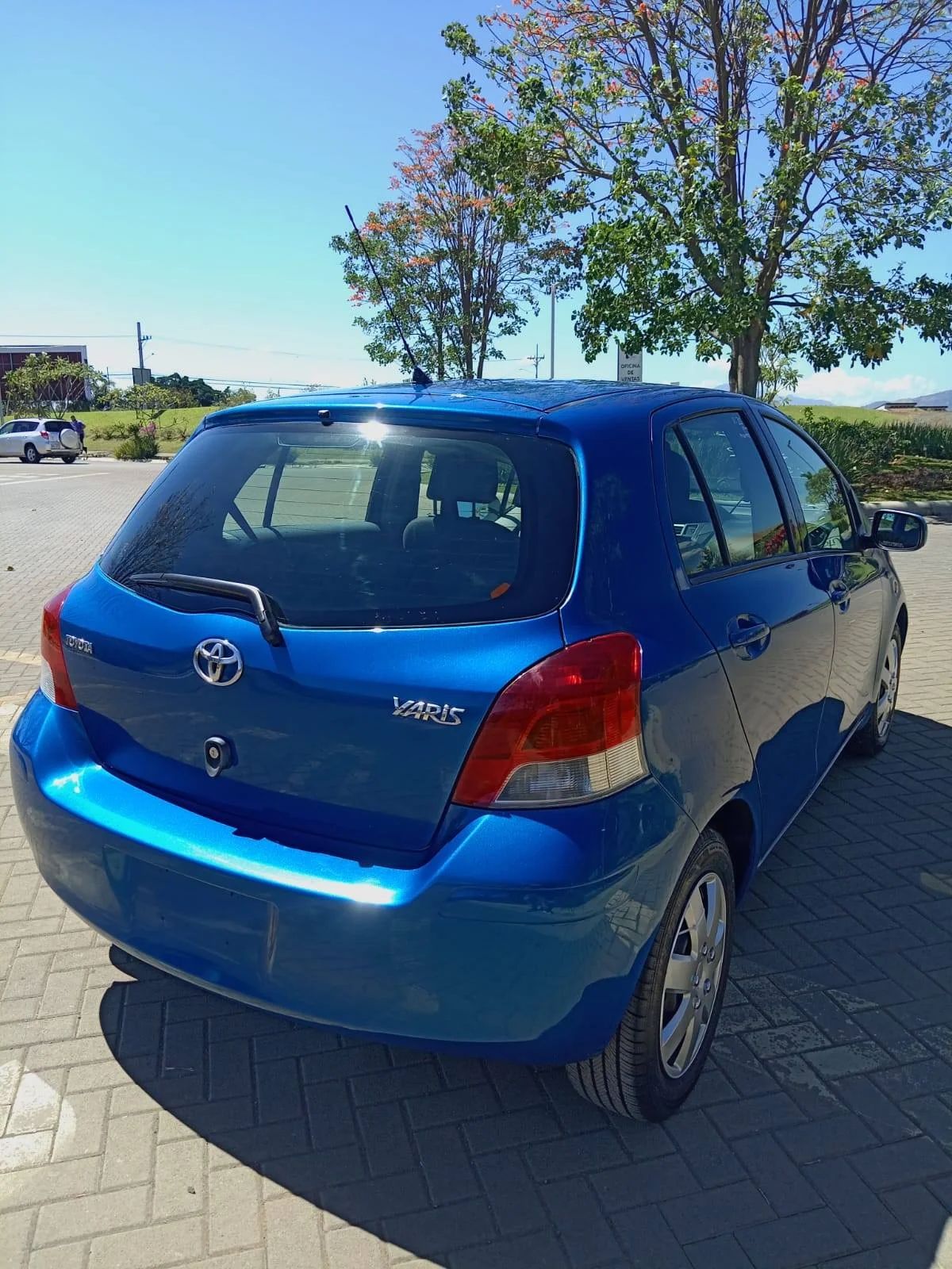 Toyota Yaris - Image 5
