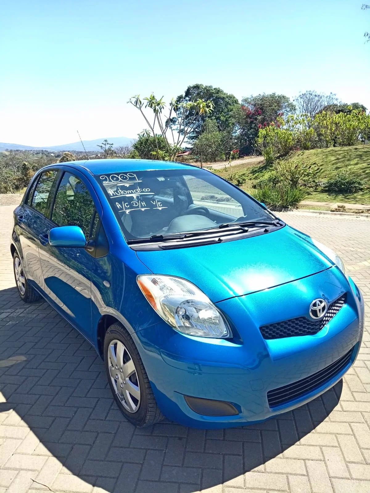 Toyota Yaris - Image 7