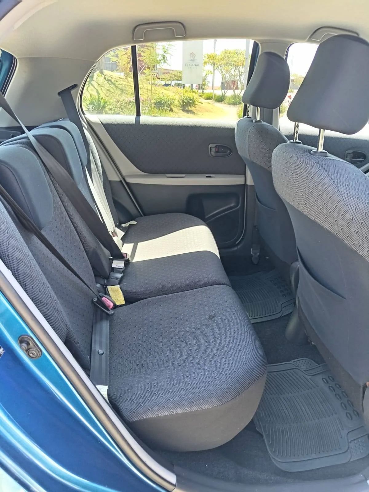 Toyota Yaris - Image 9