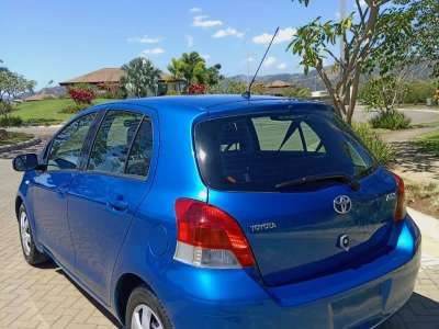 Toyota Yaris - Image 11