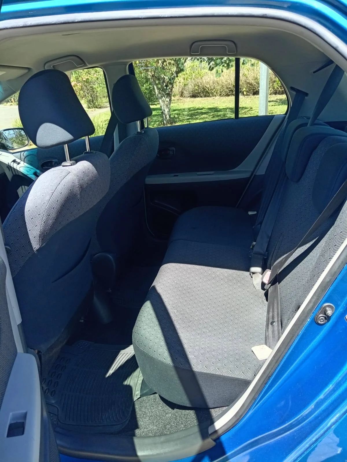 Toyota Yaris - Image 13