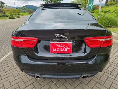 Jaguar XE 25T - Image 2