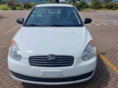 Hyundai Accent - Image 1