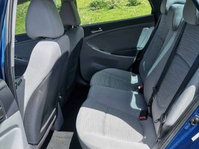 Hyundai Accent - Image 5