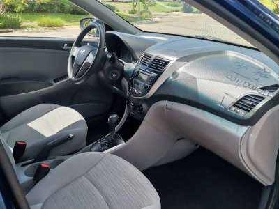 Hyundai Accent - Image 11