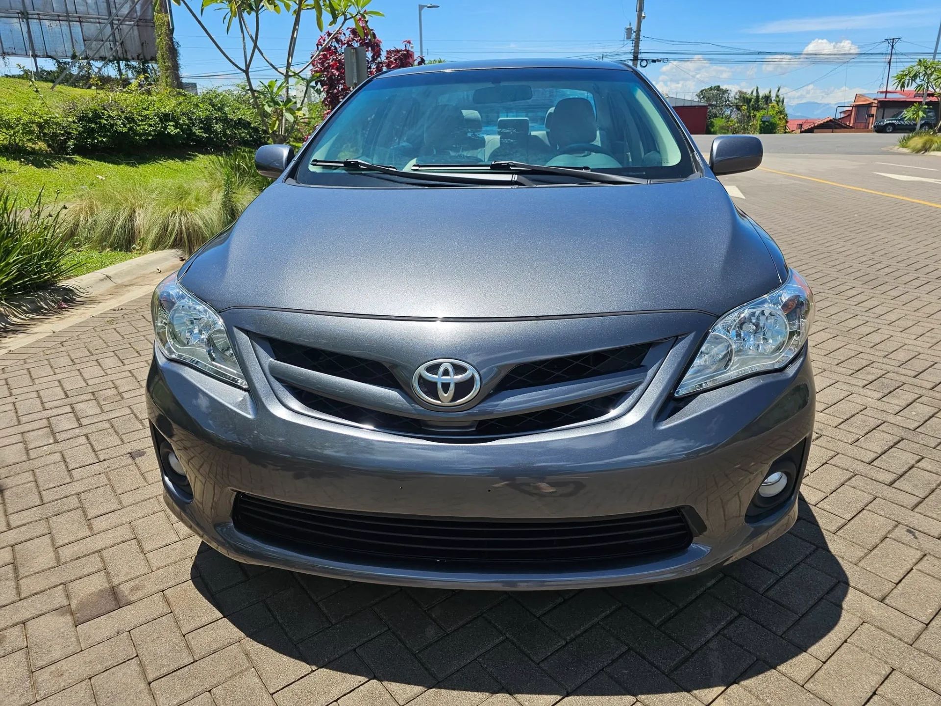 Toyota Corolla - Image 1