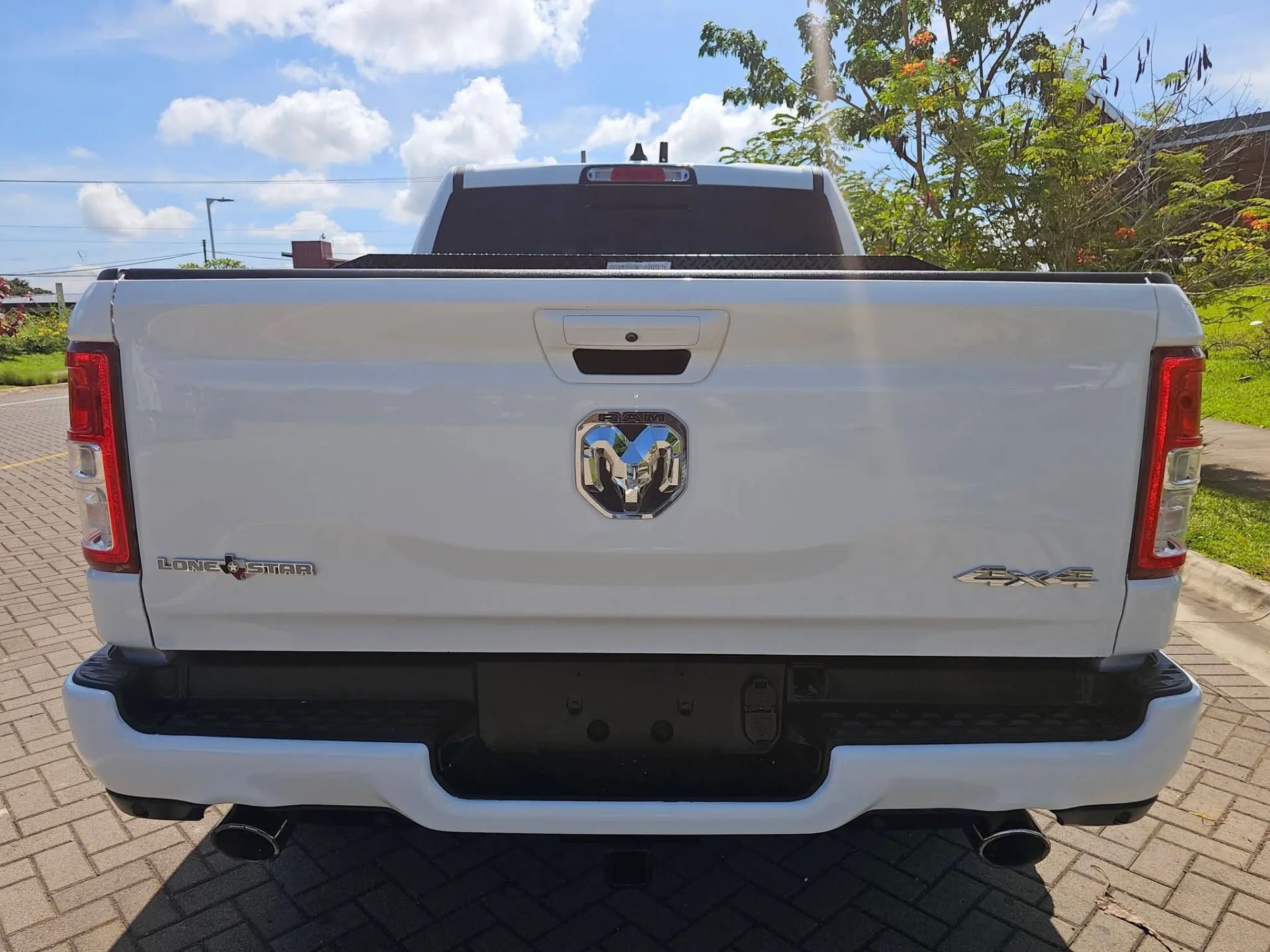 Dodge Ram 1500 - Image 4
