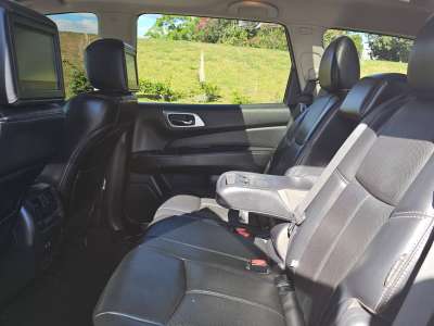 Nissan Pathfinder - Image 4