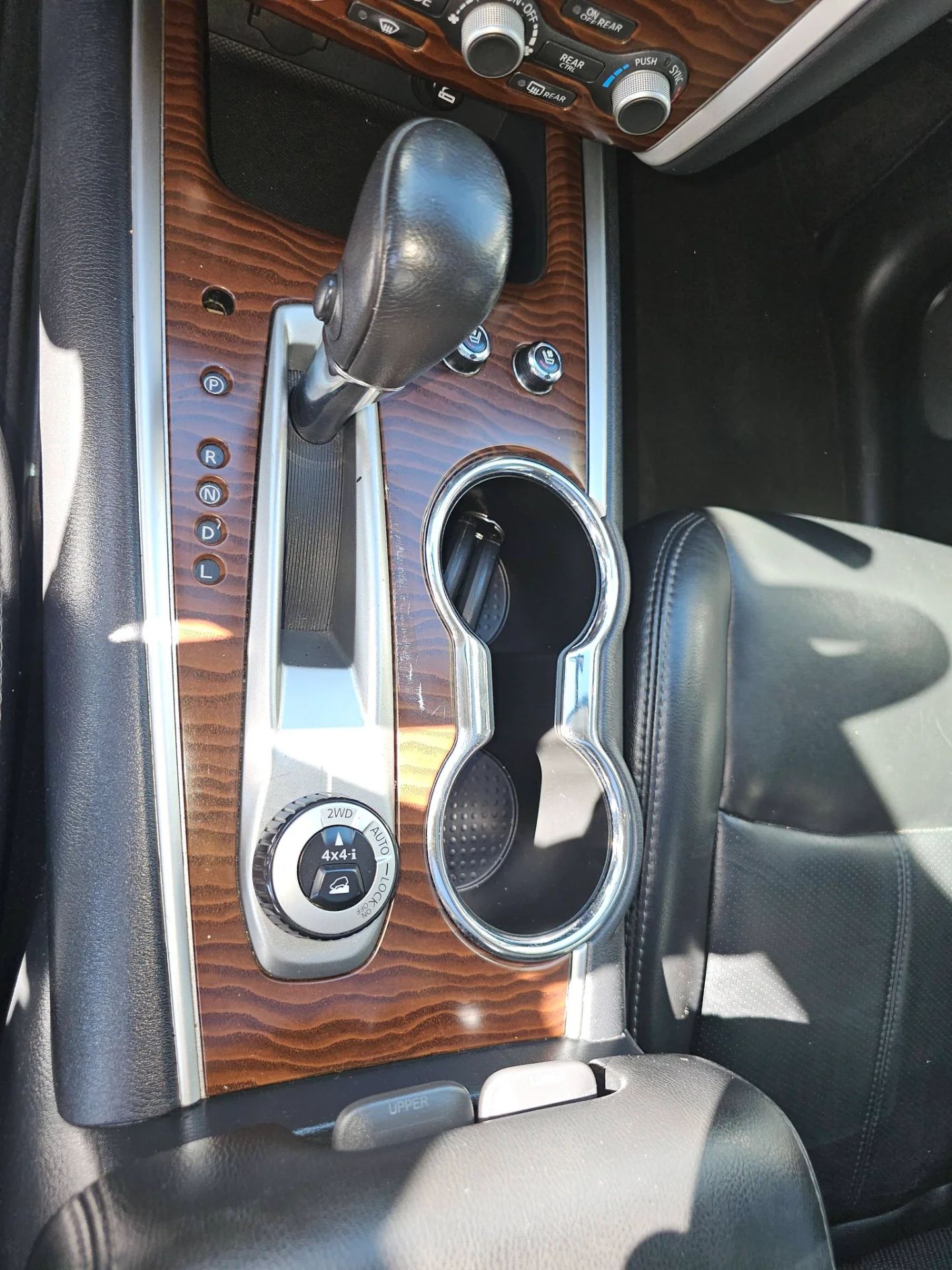 Nissan Pathfinder - Image 9