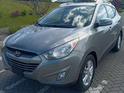 Hyundai Tucson - Image 1