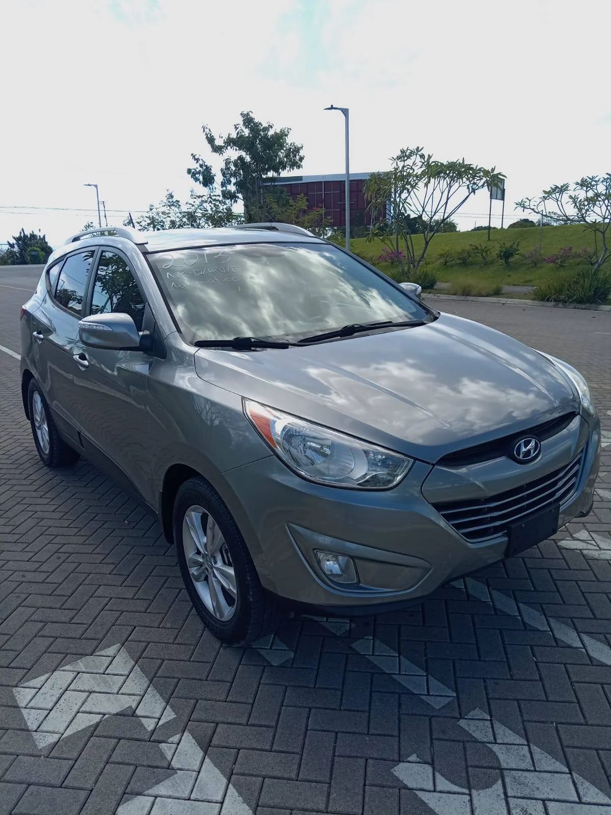 Hyundai Tucson - Image 13