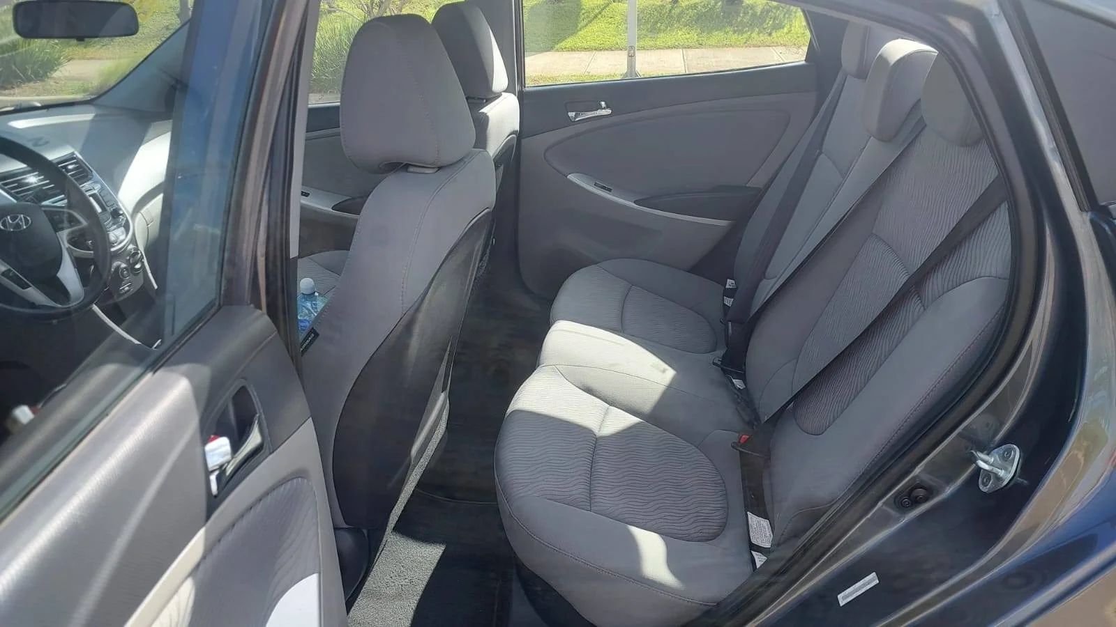 Hyundai Accent - Image 8