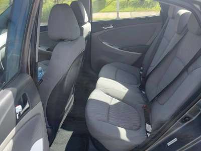 Hyundai Accent - Image 8