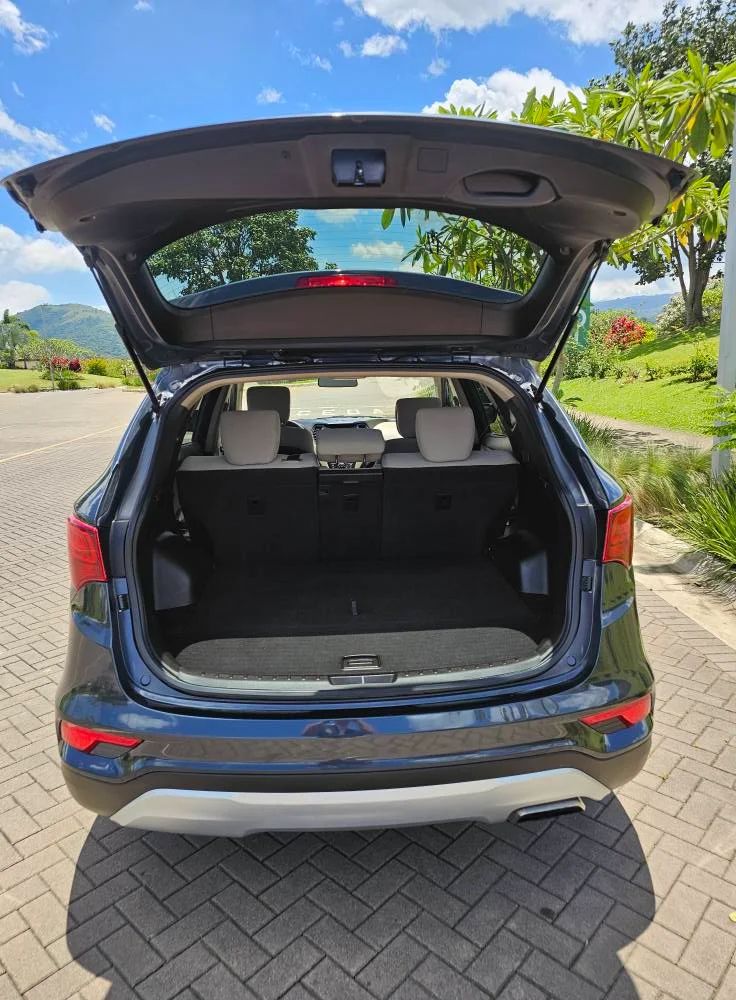 Hyundai Santa Fe - Image 3