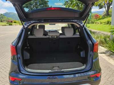Hyundai Santa Fe - Image 3