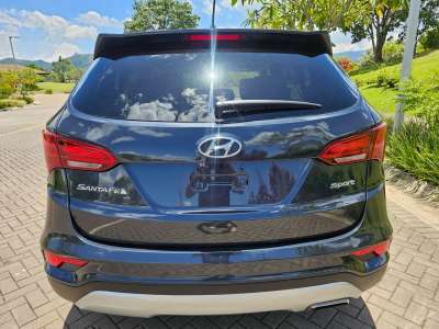 Hyundai Santa Fe - Image 9