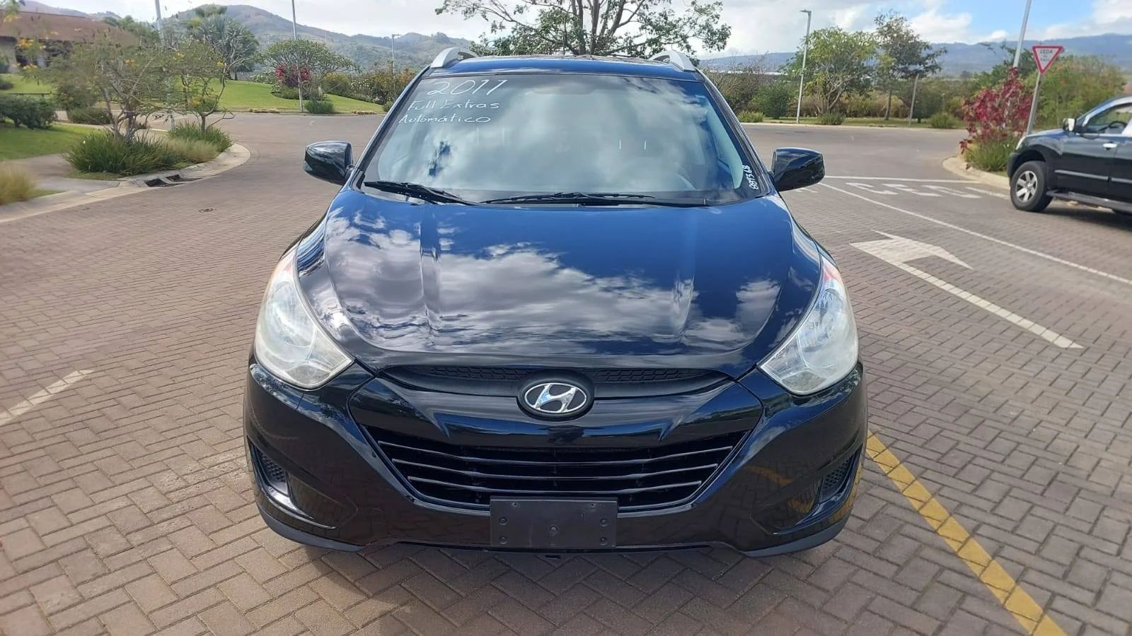 Hyundai Tucson - Image 1