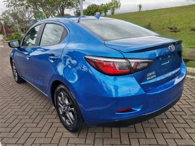 Toyota Yaris - Image 3