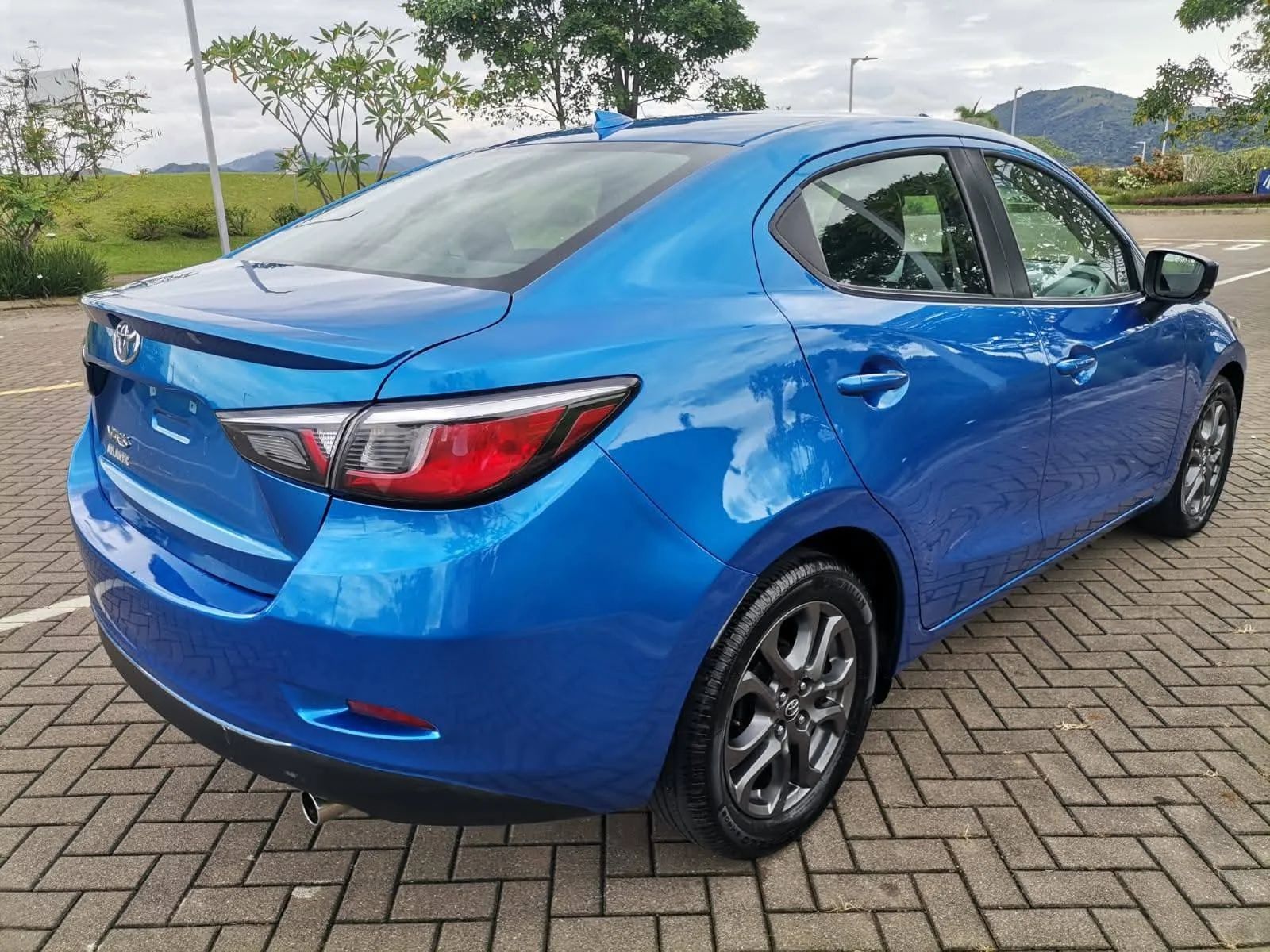 Toyota Yaris - Image 4