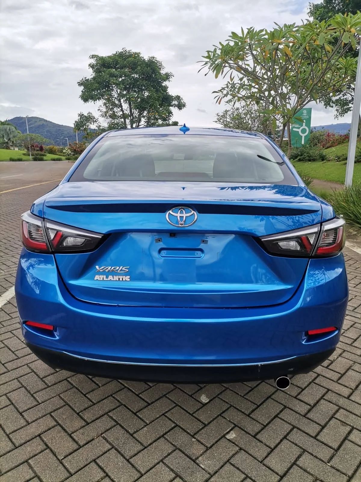 Toyota Yaris - Image 7