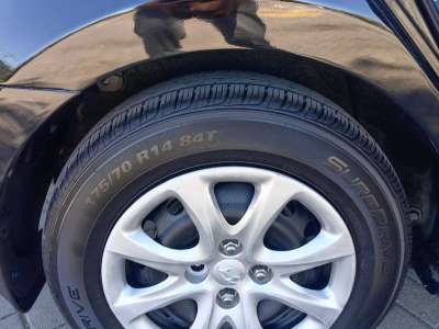 Hyundai Accent - Image 6