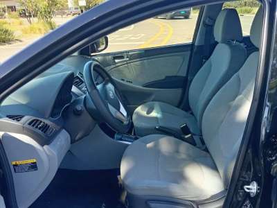 Hyundai Accent - Image 8