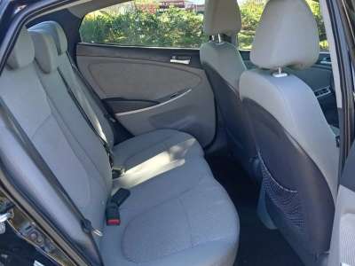 Hyundai Accent - Image 10