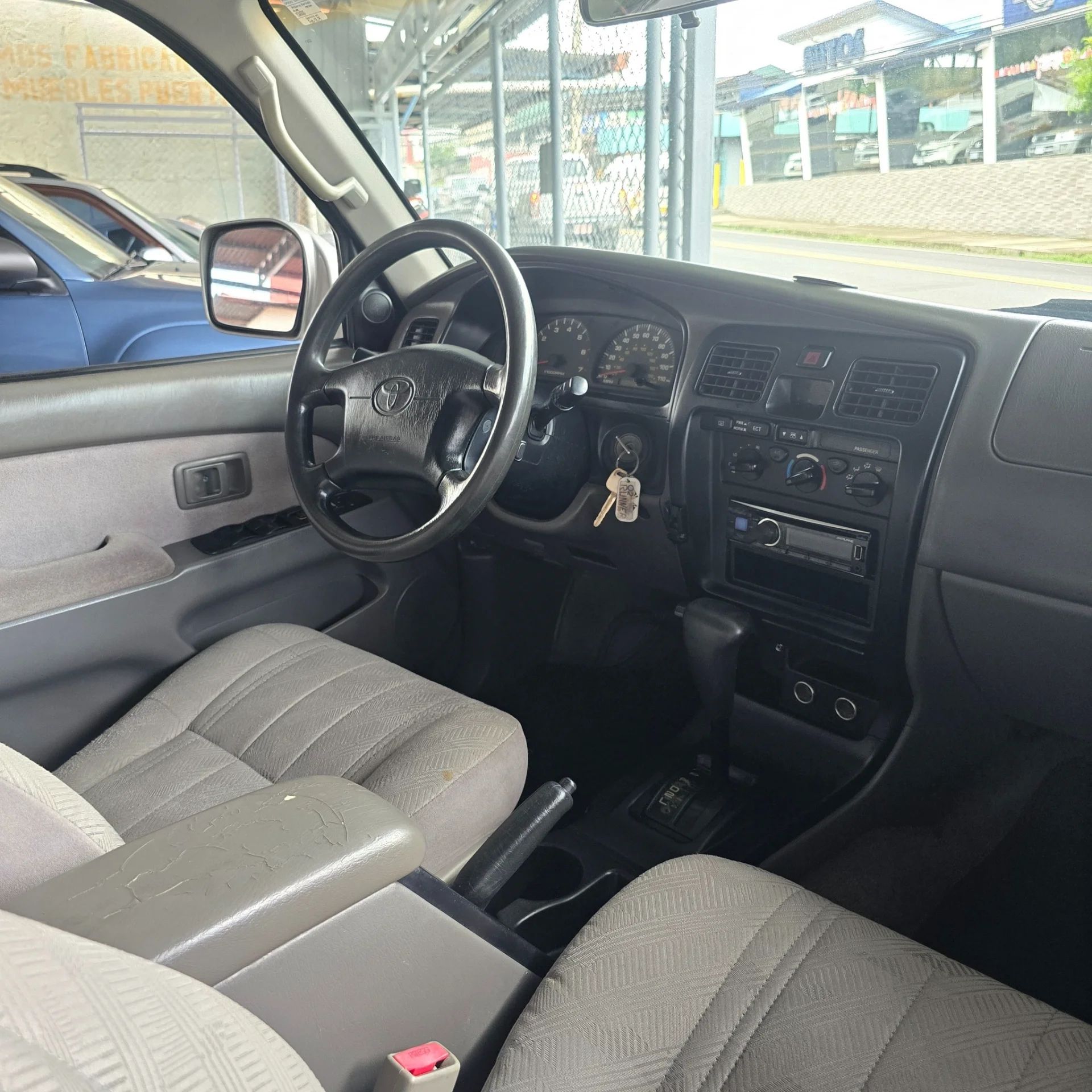 Toyota 4Runner - Image 4