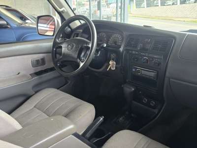 Toyota 4Runner - Image 4