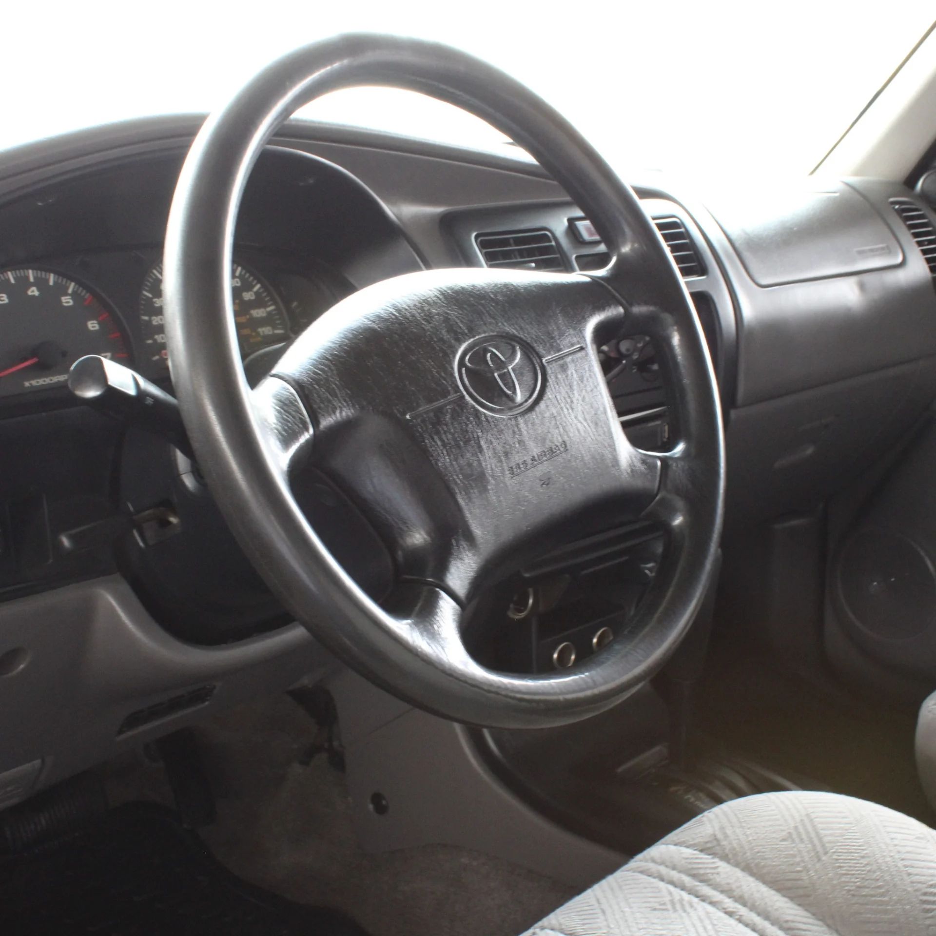 Toyota 4Runner - Image 6