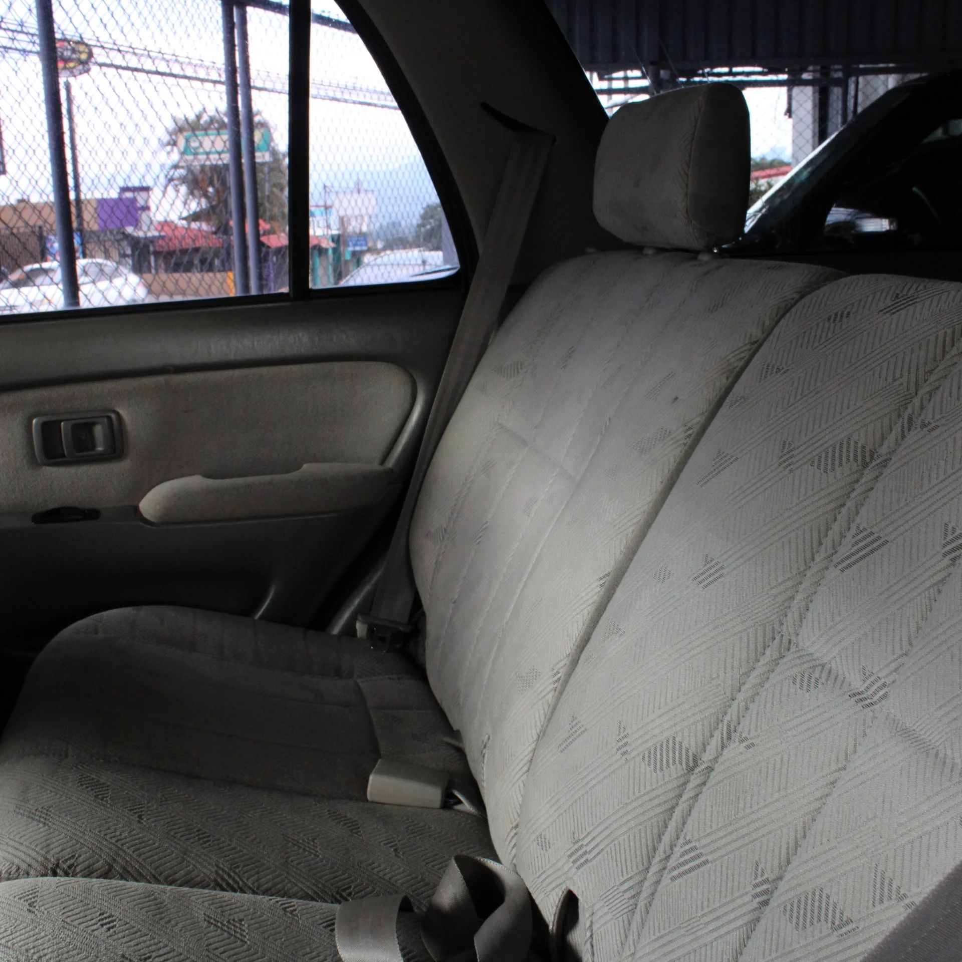 Toyota 4Runner - Image 8