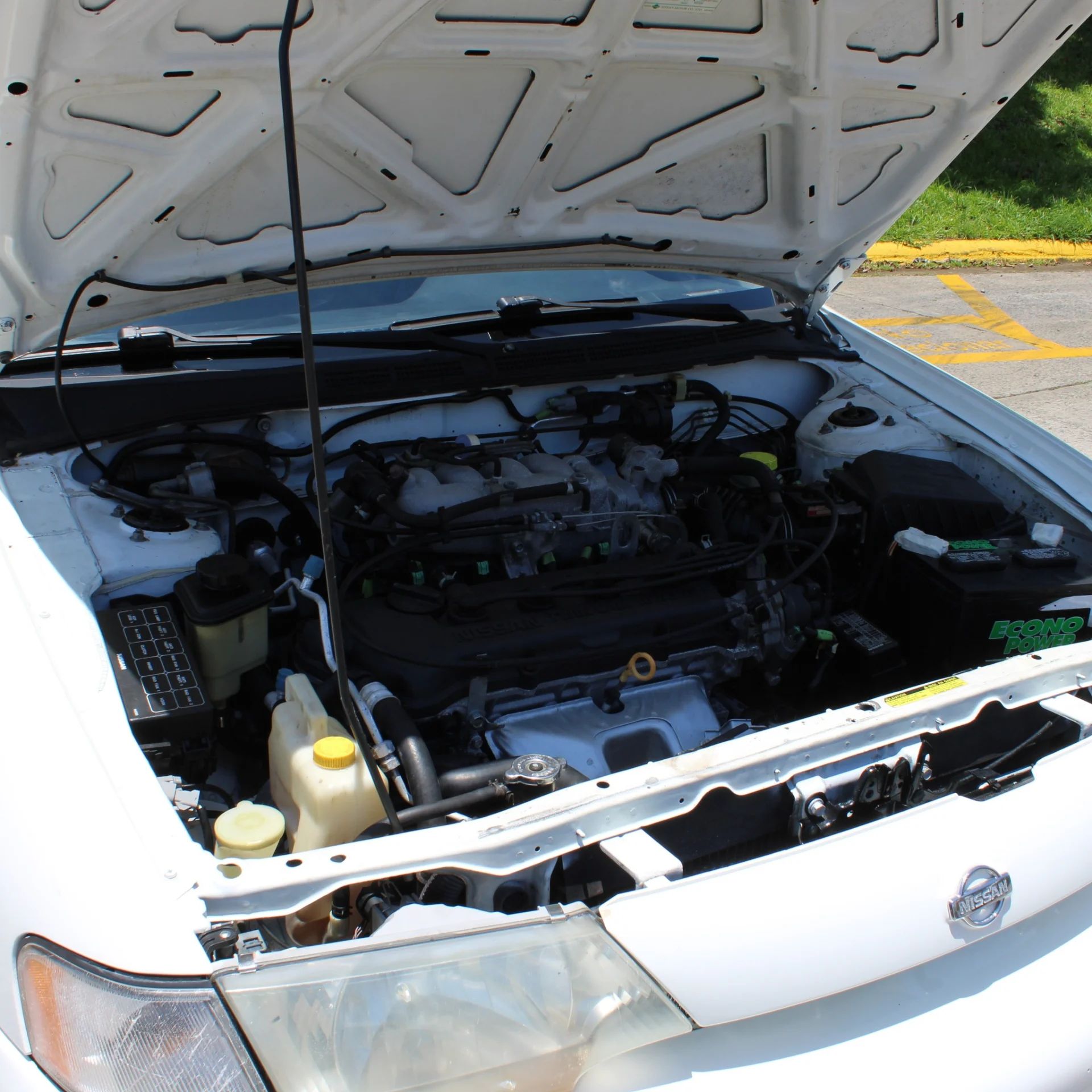 Nissan Sentra - Image 2