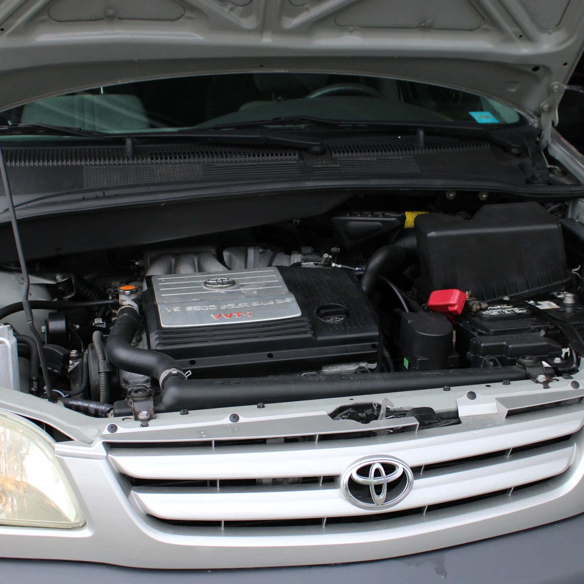 Toyota Sienna - Image 5