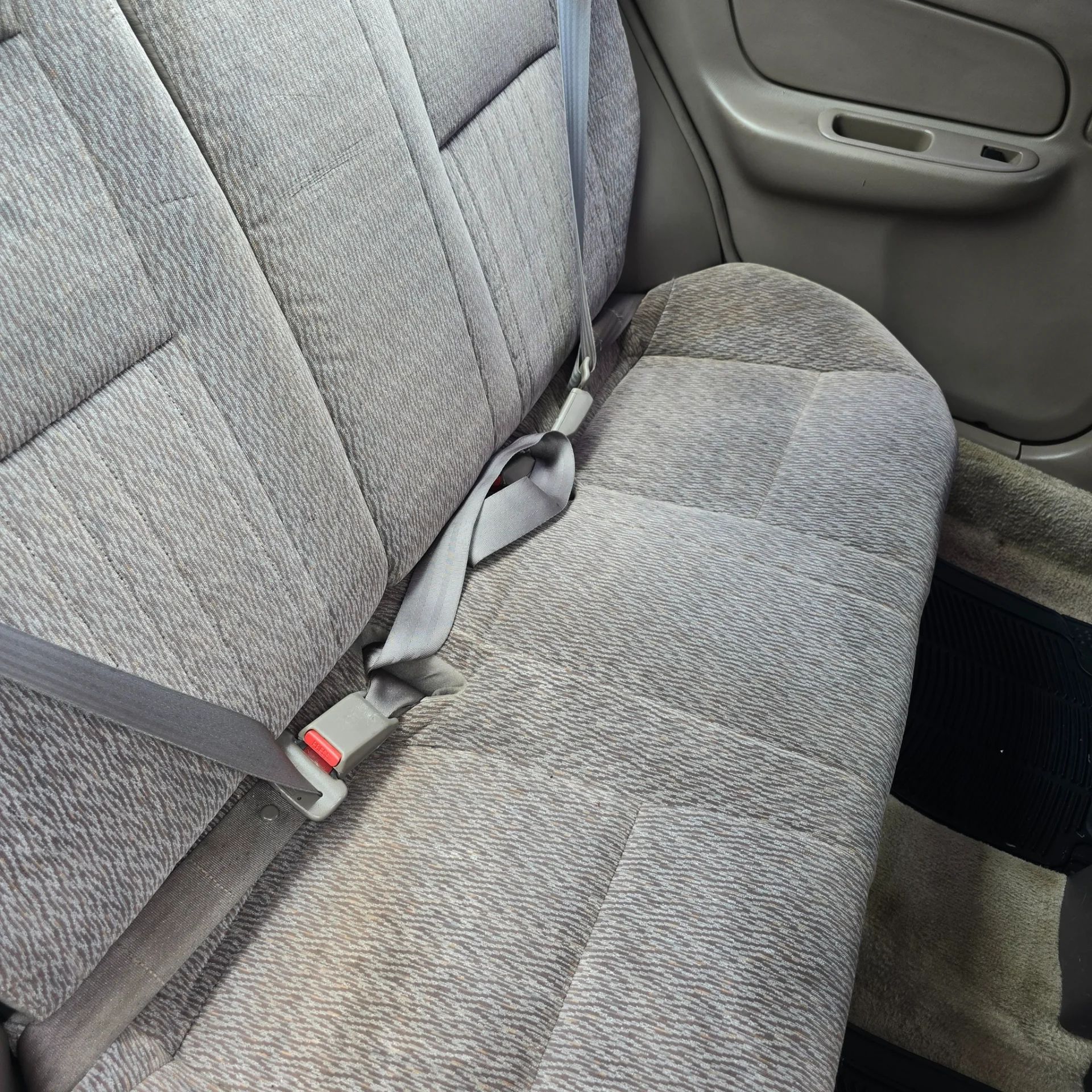 Nissan Sentra - Image 10