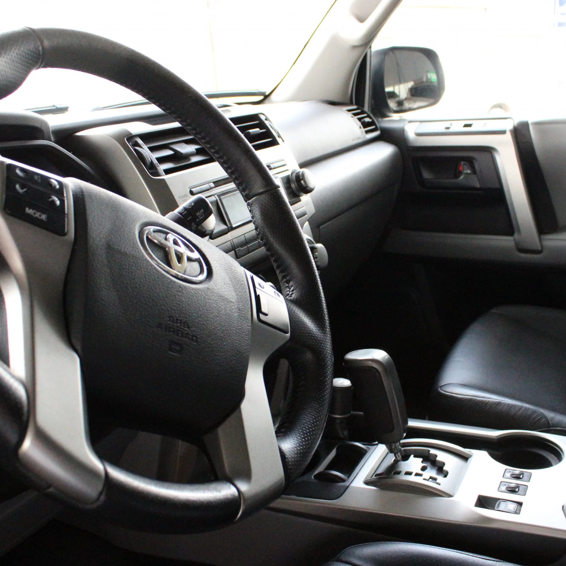 Toyota 4Runner - Image 8