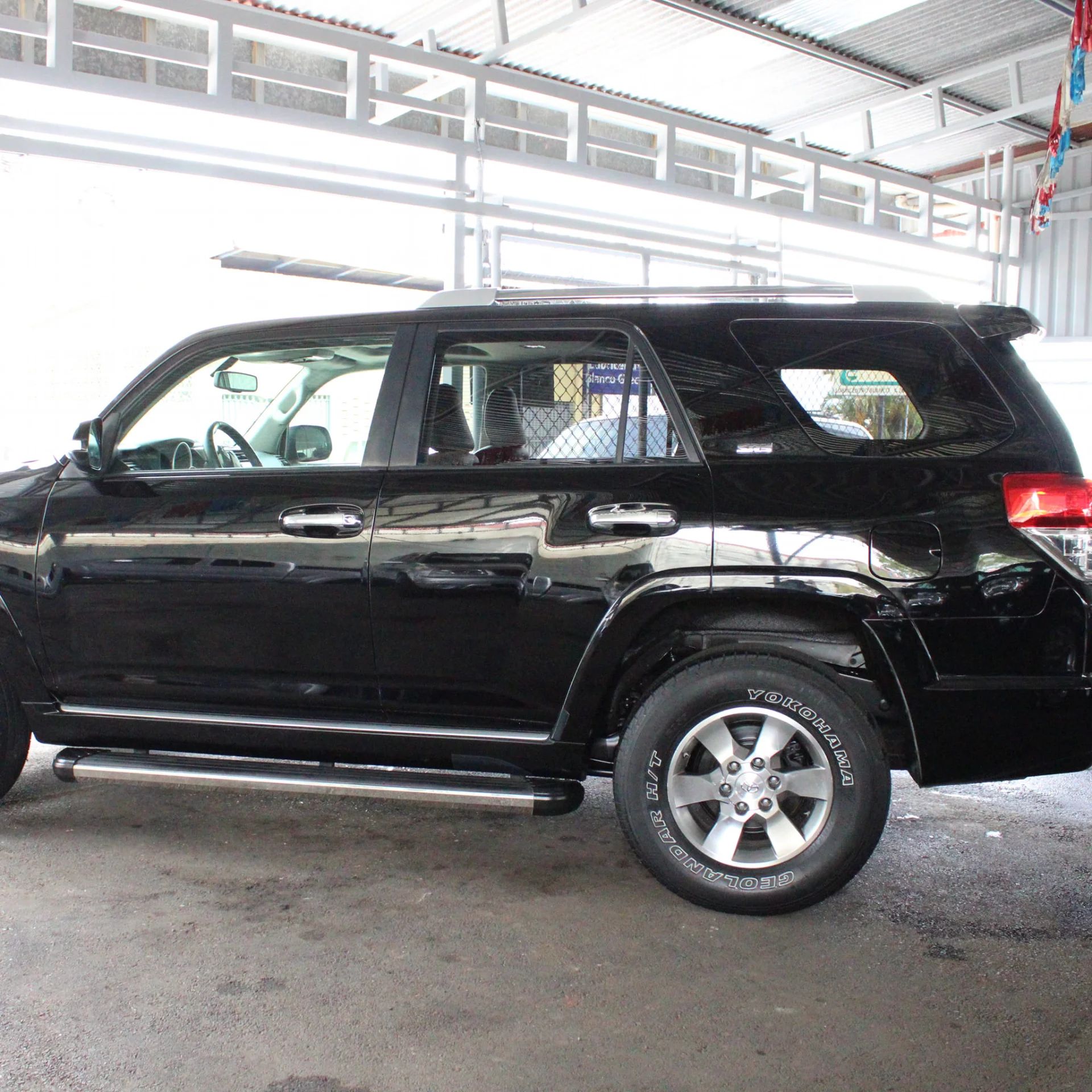 Toyota 4Runner - Image 9