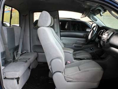 Toyota Tacoma - Image 2