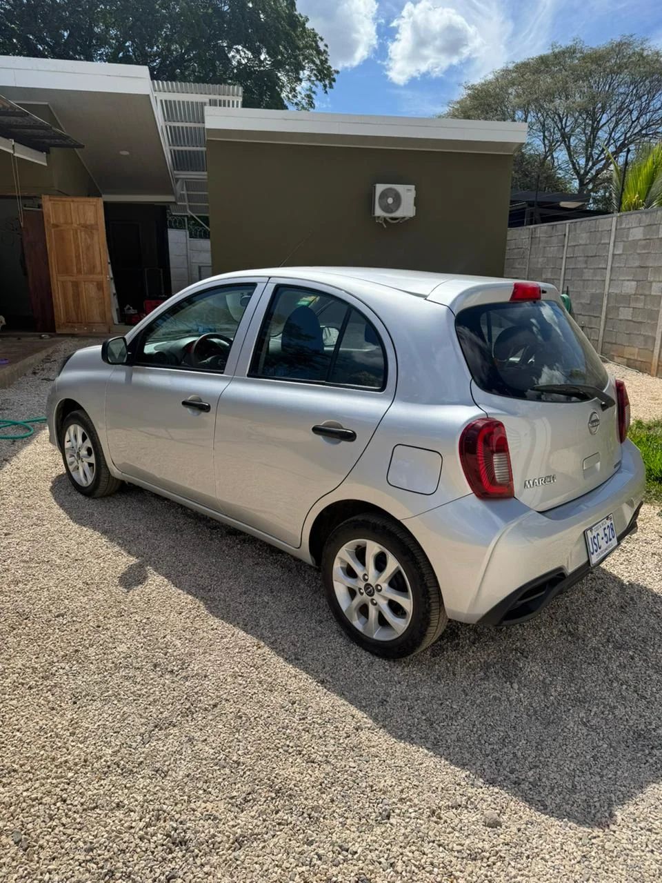 Nissan March - Image 4