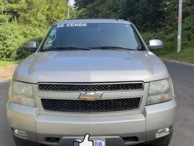 Chevrolet Suburban - Image 3