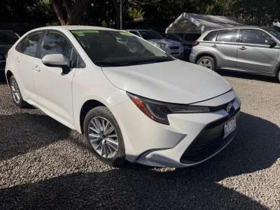 Toyota Corolla - Image 3