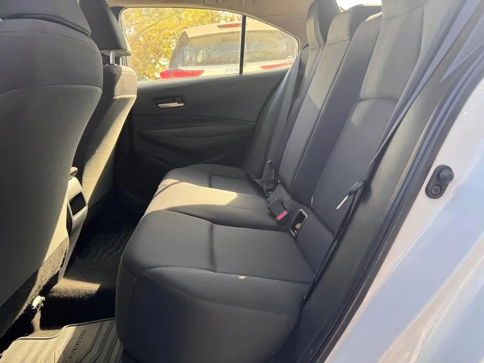 Toyota Corolla - Image 5