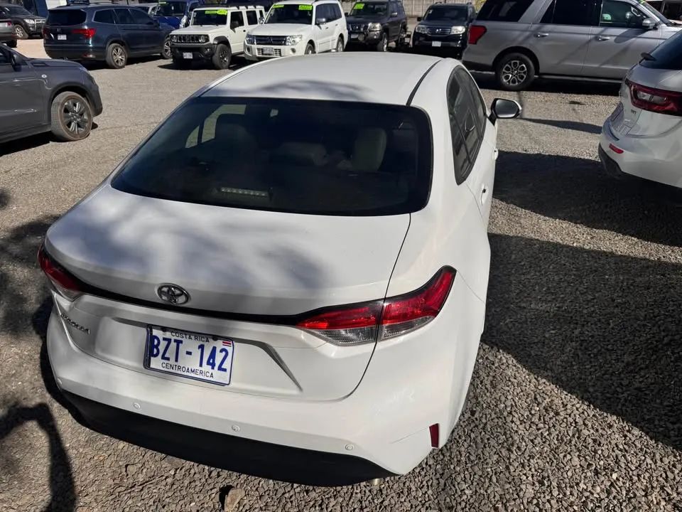 Toyota Corolla - Image 7